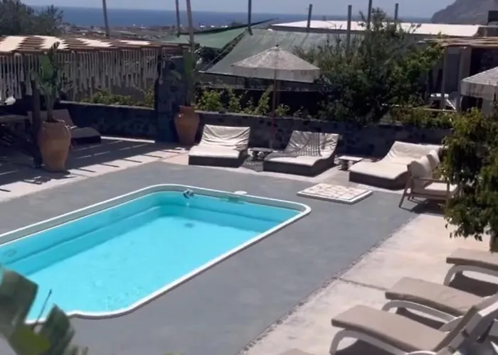 Lägenhet Sakas Residences *