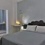 Sakas Residences