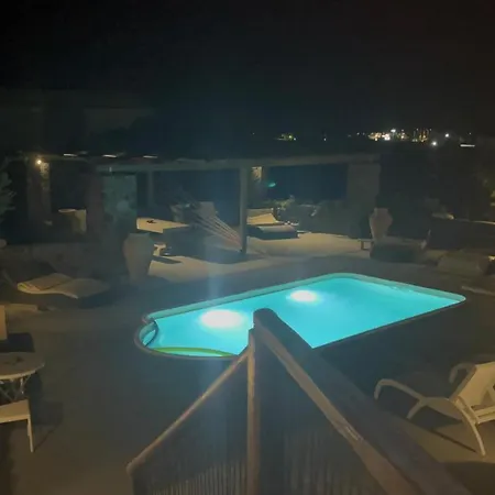 Sakas Residences *