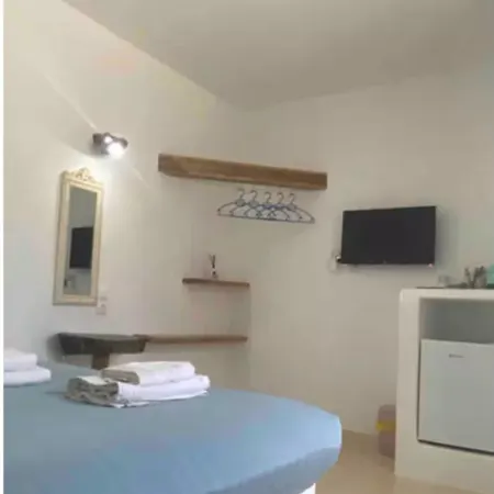 Sakas Residences Karterados (Santorini)