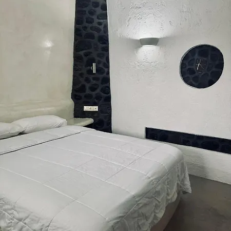Sakas Residences