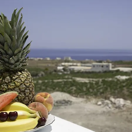 Sakas Residences Karterados (Santorini)