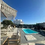 Apartment Sakas Residences *